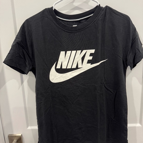 Nike T-shirt - Picture 1 of 2